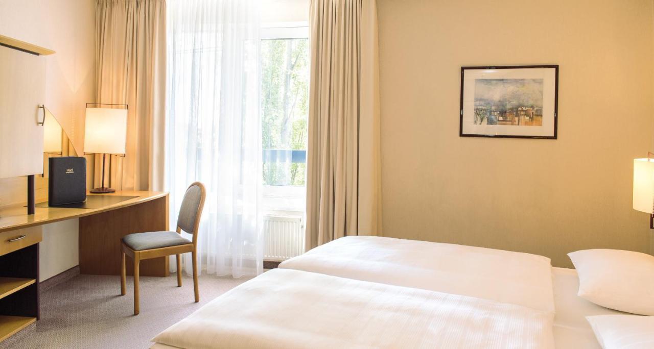 Victor'S Residenz-Hotel Frankenthal Франкенталь Экстерьер фото
